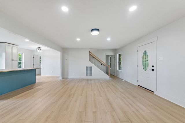 4757 Wildberry Ln, Chapel Hill, TN 37034