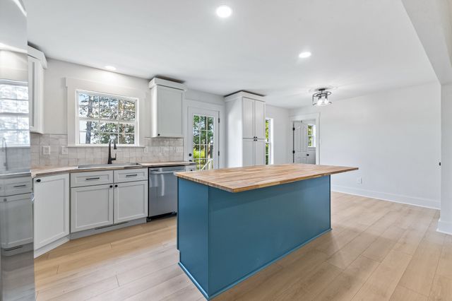 4757 Wildberry Ln, Chapel Hill, TN 37034