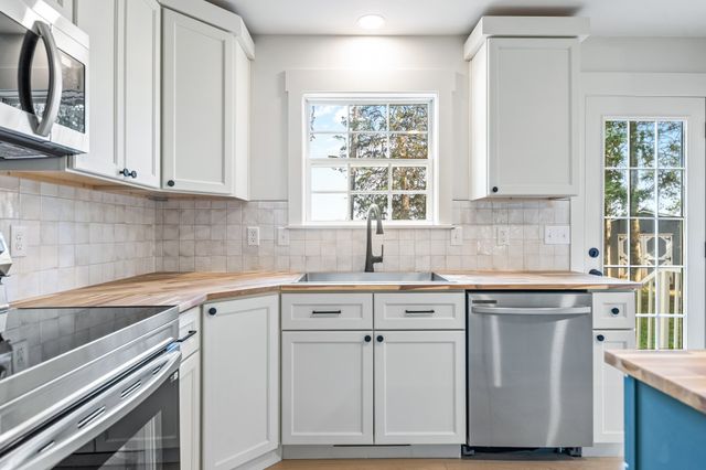 4757 Wildberry Ln, Chapel Hill, TN 37034