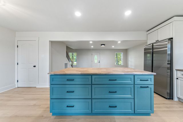 4757 Wildberry Ln, Chapel Hill, TN 37034