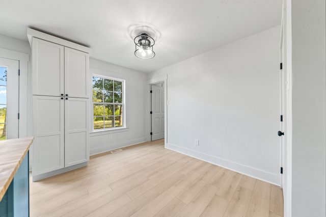 4757 Wildberry Ln, Chapel Hill, TN 37034