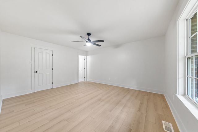 4757 Wildberry Ln, Chapel Hill, TN 37034