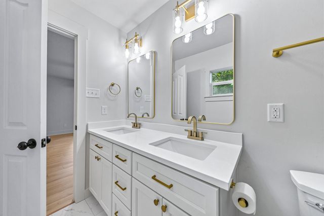 4757 Wildberry Ln, Chapel Hill, TN 37034