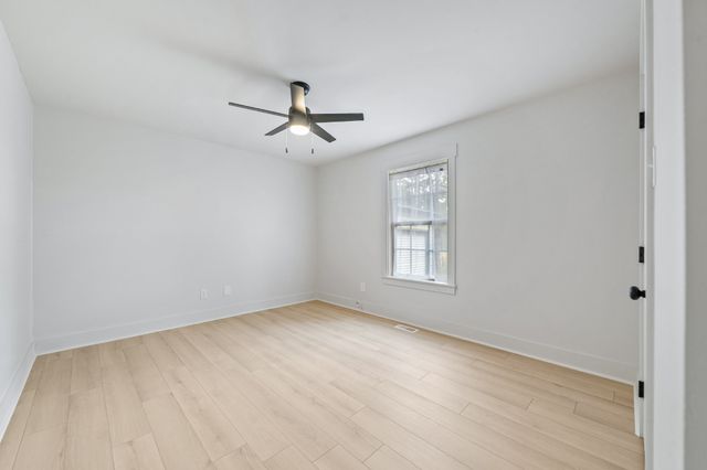 4757 Wildberry Ln, Chapel Hill, TN 37034