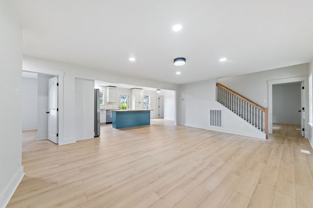 4757 Wildberry Ln, Chapel Hill, TN 37034