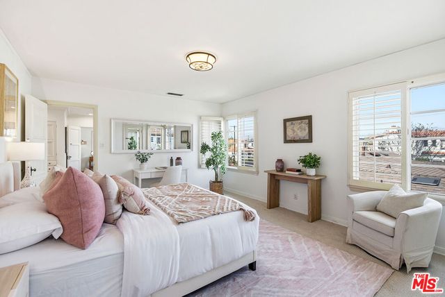 108 S Formosa Avenue, Los Angeles, CA 90036