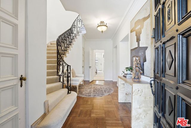 108 S Formosa Avenue, Los Angeles, CA 90036