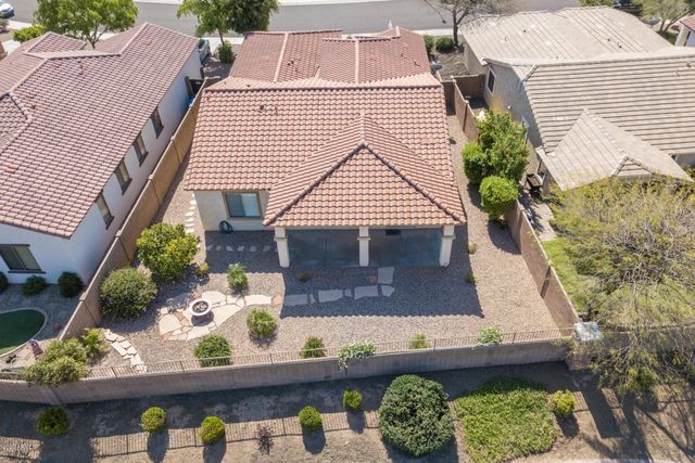 17610 W PORT ROYALE Lane, Surprise, AZ 85388