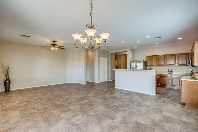 17610 W PORT ROYALE Lane, Surprise, AZ 85388