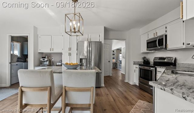45093 Middlebury Court, Canton, MI 48188