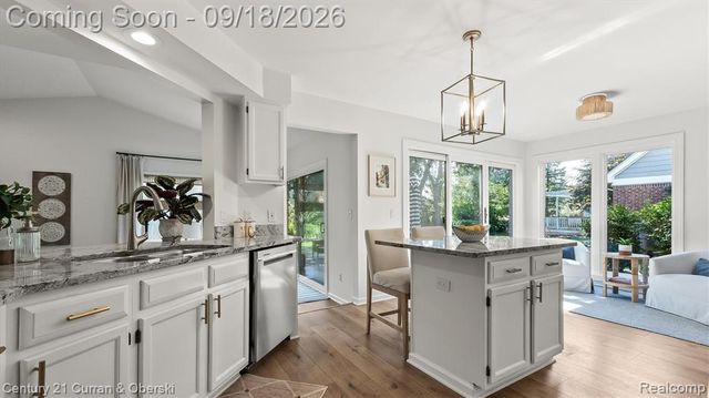 45093 Middlebury Court, Canton, MI 48188