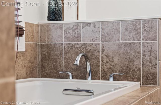 45093 Middlebury Court, Canton, MI 48188