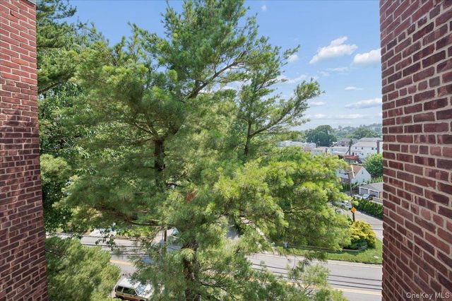 1111 Midland Avenue 6H, Bronxville, NY 10708