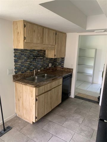 22481 WESTCHESTER BOULEVARD B31, Punta Gorda, FL 33980