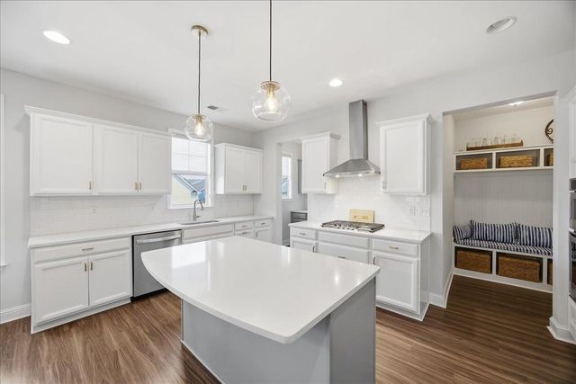 303 Durness Drive, Simpsonville, SC 29681