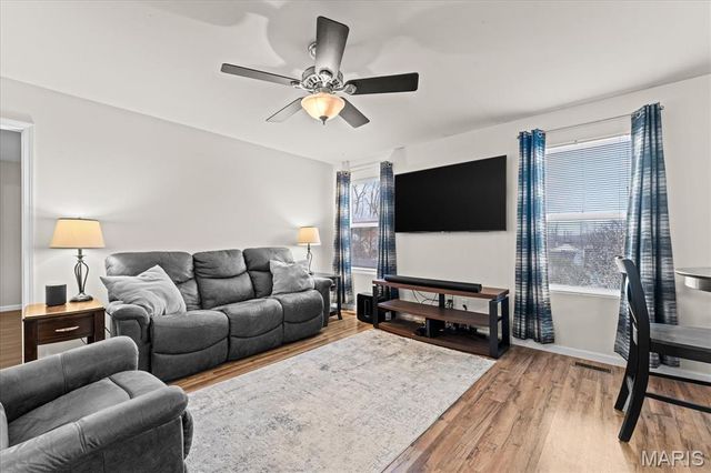 1213 Oakholt Court, Herculaneum, MO 63048