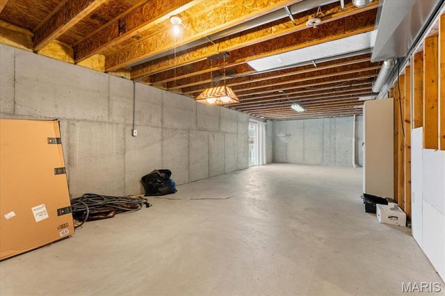 1213 Oakholt Court, Herculaneum, MO 63048