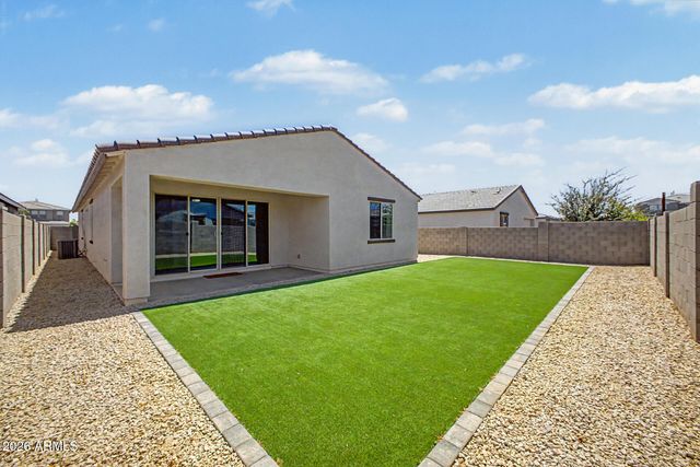 11236 E UPTON Avenue, Mesa, AZ 85212