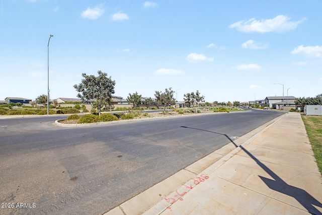 11236 E UPTON Avenue, Mesa, AZ 85212