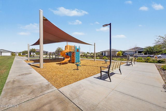11236 E UPTON Avenue, Mesa, AZ 85212