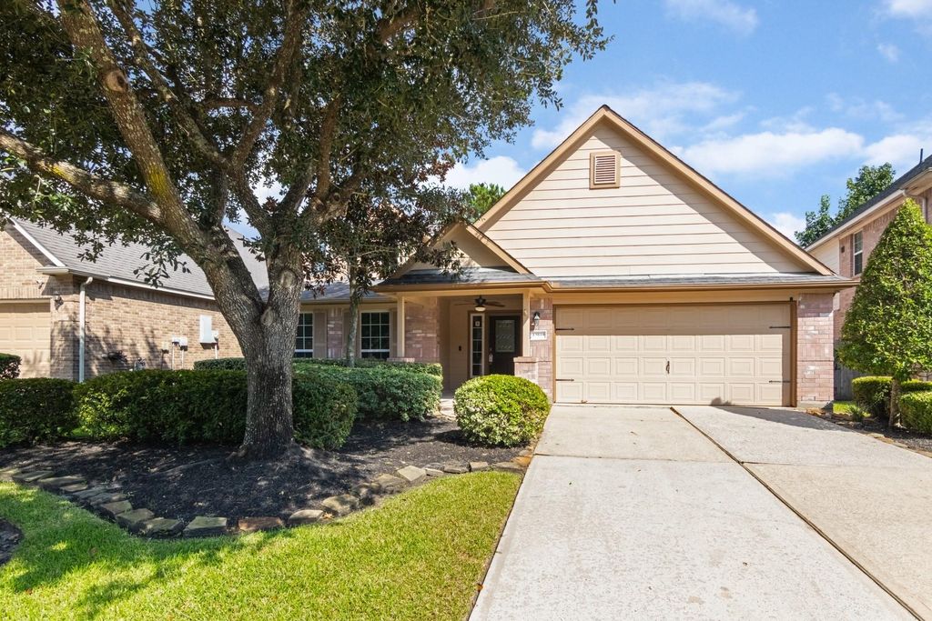 13810 Parkers Cove Court, Houston, TX 77044
