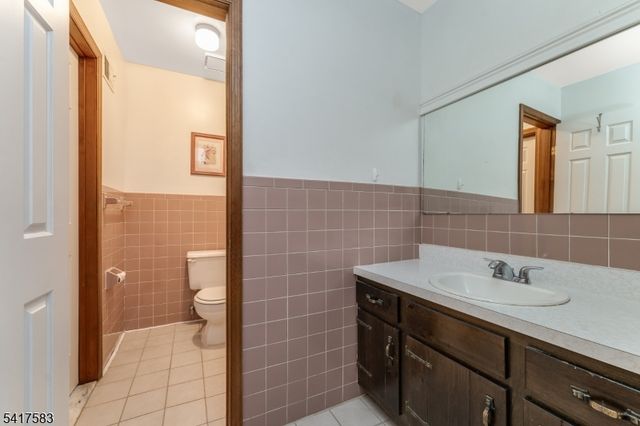 226 Riva Dr, Mansfield Twp., NJ 07840