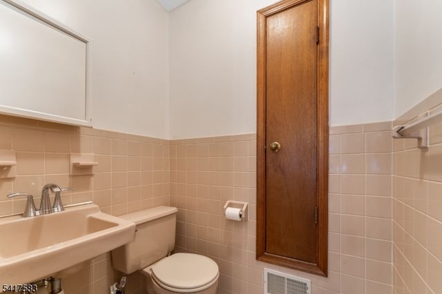 226 Riva Dr, Mansfield Twp., NJ 07840