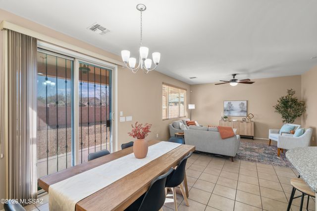 775 W Calle Ocarina, Sahuarita, AZ 85629