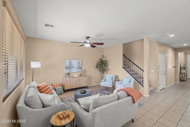 775 W Calle Ocarina, Sahuarita, AZ 85629