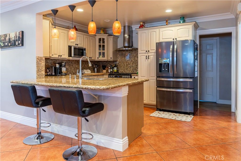 7562 Calmcrest Drive, Downey, CA 90240 — photo 2