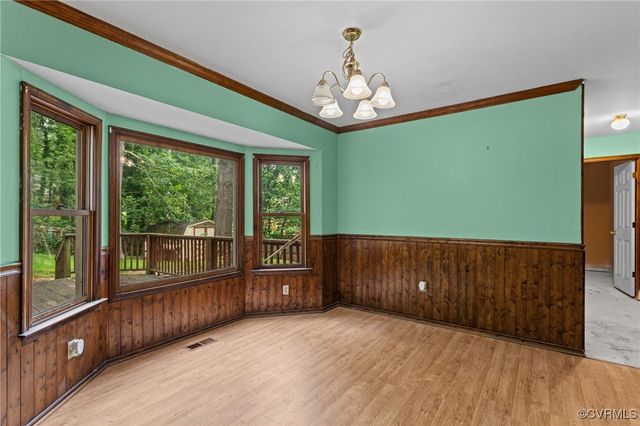 3025 Maplevale Rd, Chester, VA 23831