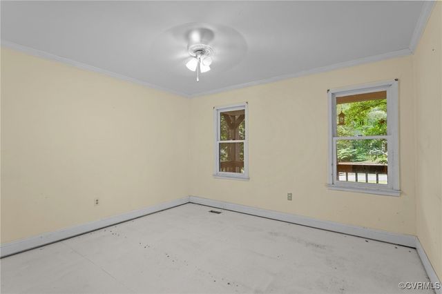 3025 Maplevale Rd, Chester, VA 23831