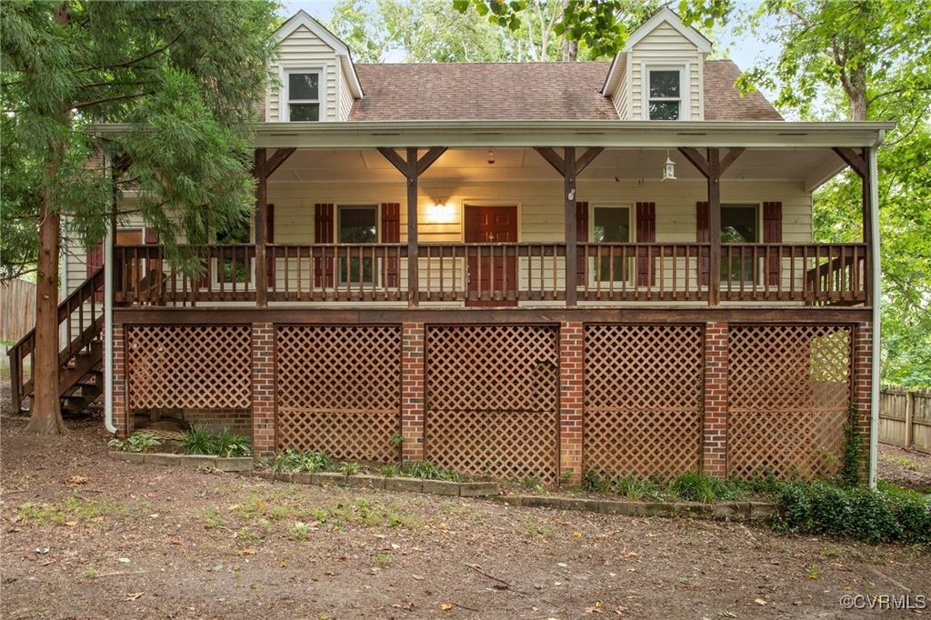3025 Maplevale Rd, Chester, VA 23831