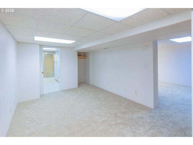 1108 Se 168TH Ave, Portland, OR 97233