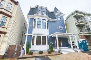 360 Meridian St 5, Boston, MA 02128