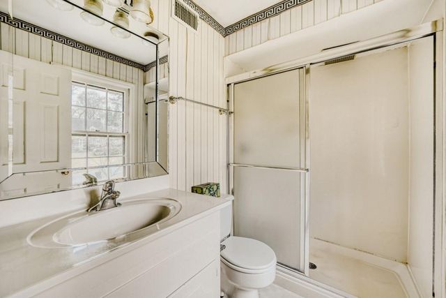 1240 Hampton Hall Drive NE, Brookhaven, GA 30319