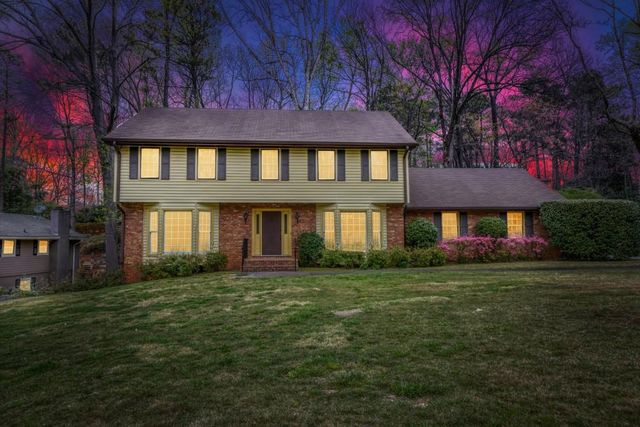 1240 Hampton Hall Drive NE, Brookhaven, GA 30319