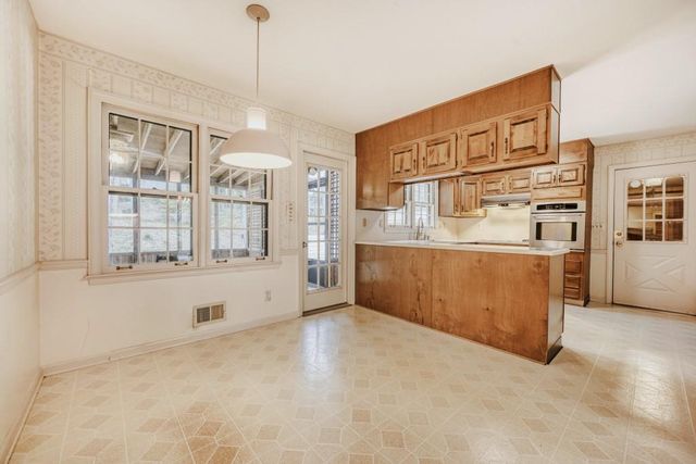 1240 Hampton Hall Drive NE, Brookhaven, GA 30319