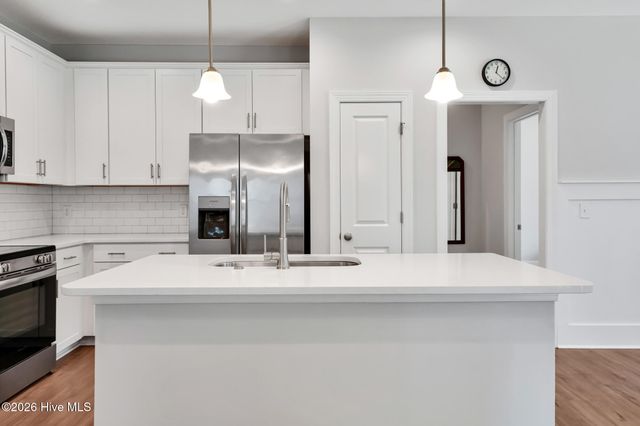62 Streambed Way, Hampstead, NC 28443