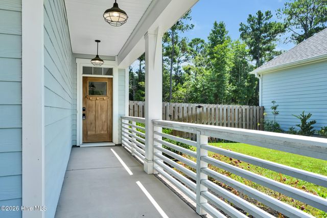 62 Streambed Way, Hampstead, NC 28443