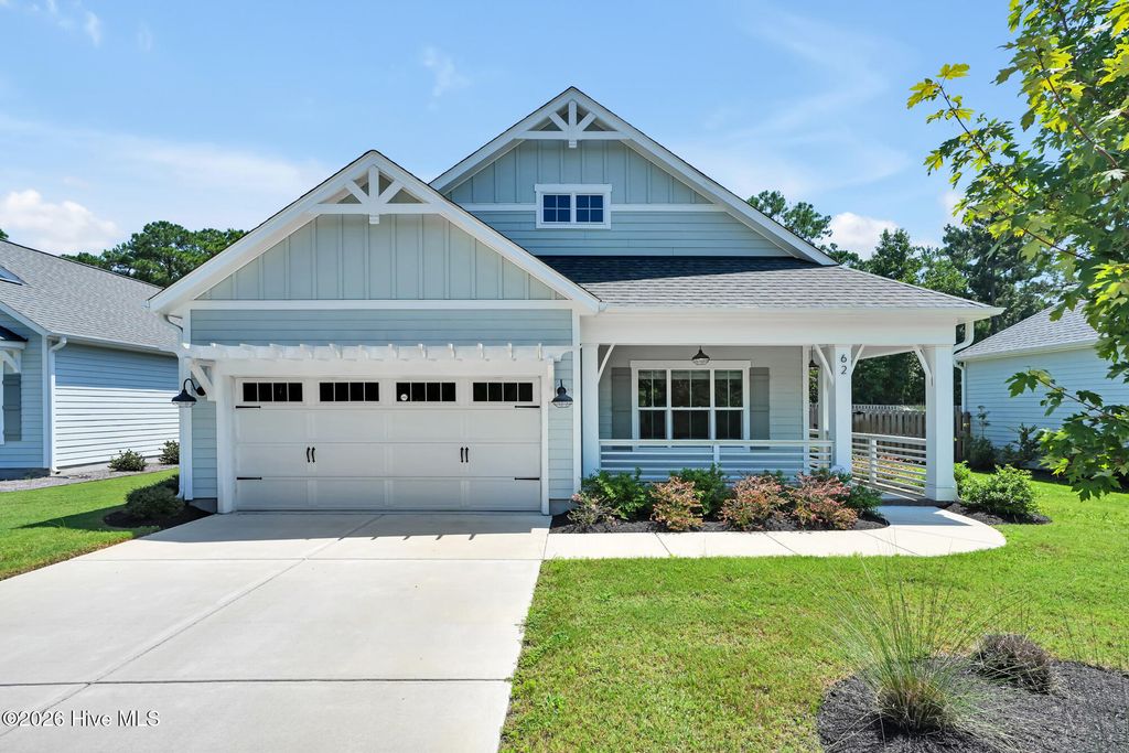 62 Streambed Way, Hampstead, NC 28443