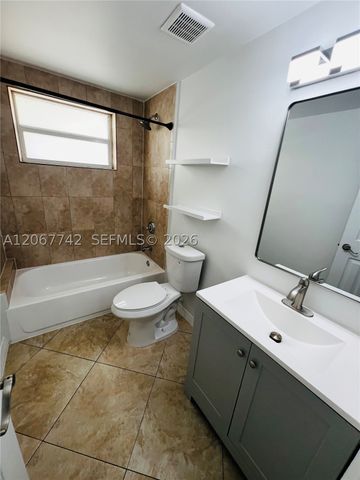 946 Bay Dr 12, Miami Beach, FL 33141