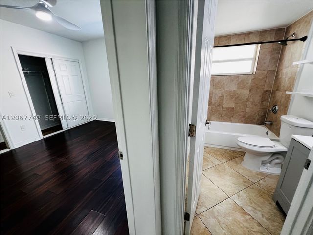946 Bay Dr 12, Miami Beach, FL 33141