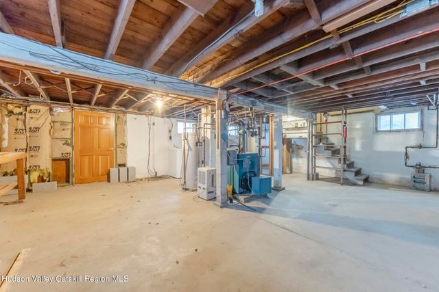 143 Old Route 209, Hurley, NY 12443