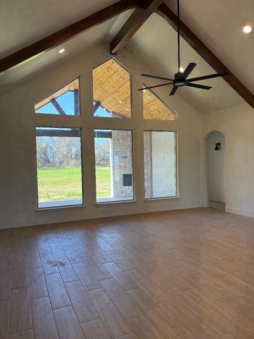 129 Heritage Springs Drive, Weatherford, TX 76087