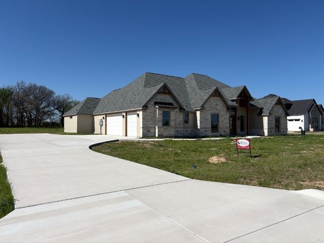 129 Heritage Springs Drive, Weatherford, TX 76087
