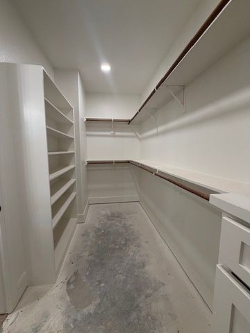 129 Heritage Springs Drive, Weatherford, TX 76087