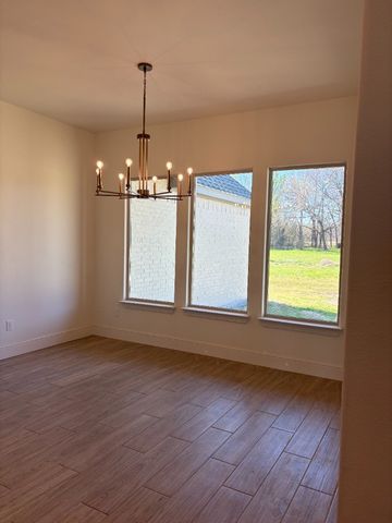 129 Heritage Springs Drive, Weatherford, TX 76087