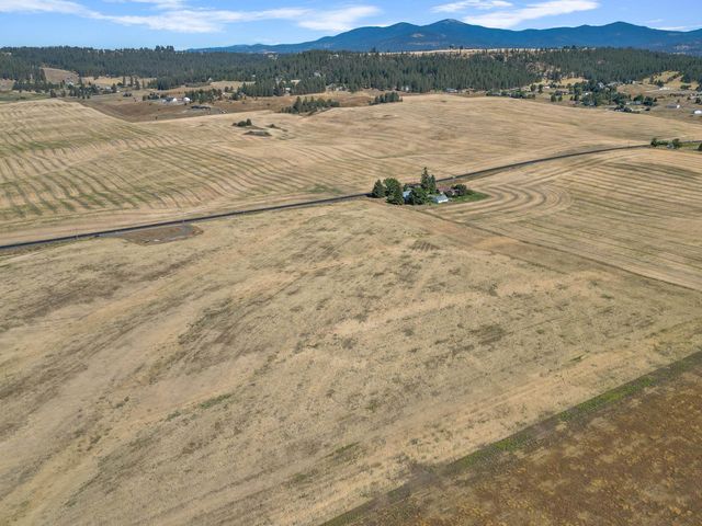 8054 E Mt Spokane Park Dr, Spokane, WA 99021