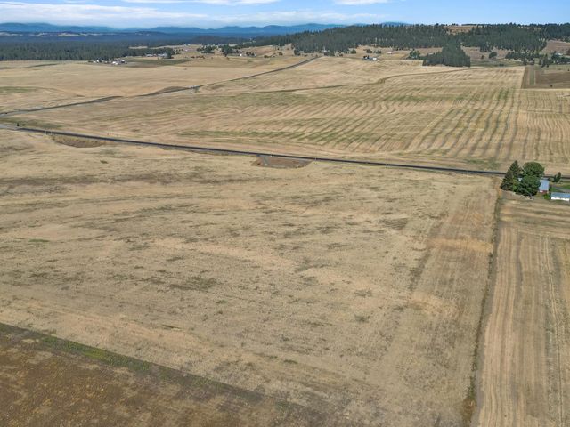 8054 E Mt Spokane Park Dr, Spokane, WA 99021